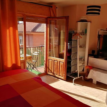 Habitacion Privada, Sientete Como En Tu Casa Manzanares El Real Buitenkant foto